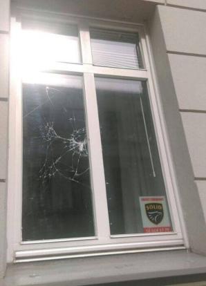 [VIDEO] Komendant Miejski Policji w Toruniu bezradny. Kolejny, brutalny atak kamieniami w historycznym centrum Torunia! Zleceniodawca wskazany przez Rutkowskiego, wciąż na wolności!