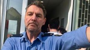 [VIDEO] - Raus! - tym agresywnym rozkazem niemiecki policjant wypchnął naszego redaktora sprzed siedziby Jugendamt w Sulzbach/Saar! Rodzice nie odzyskali dziś 8-letniego Adasia! Szok w Polsce i Niemczech!