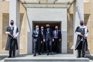 [VIDEO] Tbilisi. Polityczne rozmowy z władzami Gruzji [PL/EN]