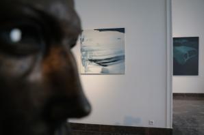 Współczesna sztuka ukraińska na wystawie „Mapy” w galerii Kordegarda. Prace artystów znajdują się kolekcjach w Austrii, Francji, Niemczech