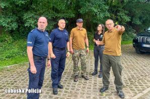 [VIDEO] Razem w walce z powodzią. Koordynacja działań w czasie kulminacji Odry. W akcji Mi-2