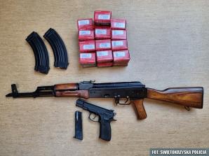 [VIDEO] Skuteczny „strzał” w nielegalną broń i amunicję