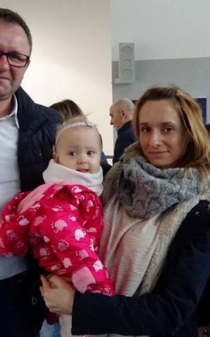 Dzielnicowi zorganizowali mecz charytatywny, by pomóc chorej Poli