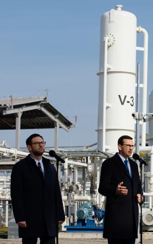[VIDEO] Premier Mateusz Morawiecki: dzisiaj przedstawiamy najbardziej radykalny w Europie plan odejścia od rosyjskich węglowodorów