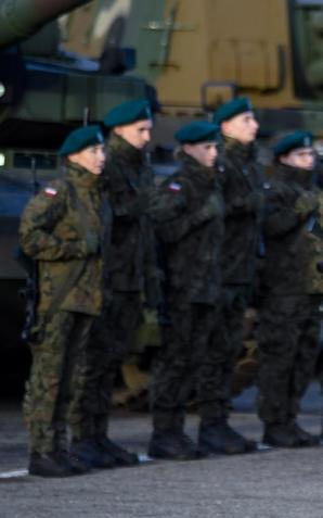 [VIDEO] Prawie 2800 żołnierzy dobrowolnej zasadniczej służby wojskowej rozpoczyna dziś szkolenie podstawowe