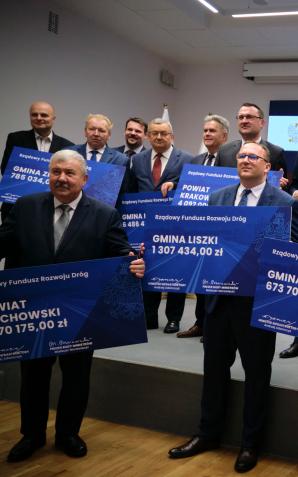 Rządowe wsparcie na drogi samorządowe w województwie małopolskim