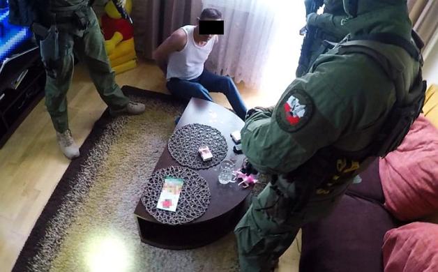 Policjanci rzeszowskiego CBŚP zatrzymali na Podkarpaciu członka CAMORRY