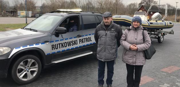 [VIDEO] Krzysztof Rutkowski rozpoczyna poszukiwania Bogdana Kujawskiego na jeziorze Bugaj w Piotrkowie Trybunalskim. Rodzice proszą syna o jakikolwiek kontakt!